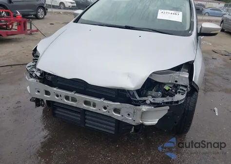 2014 Ford Focus Se из США, поврежденный, VIN 1FADP3F22EL322822